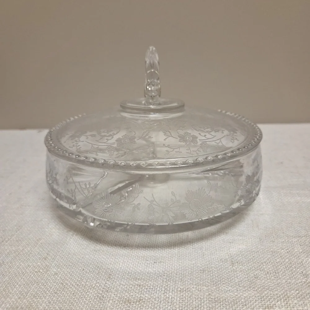 VINTAGE‎ GLASS  DIVIDED DISH WITH LID AND FLOWER DESIGNS-7